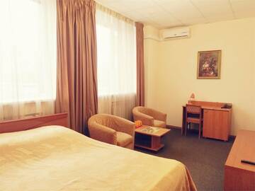 Стандартный номер с двуспальной кроватью в Гостинице Круиз